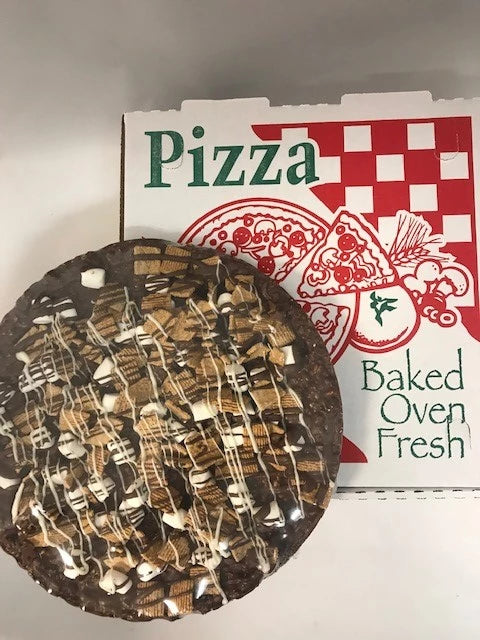 S'mores chocolate pizza
